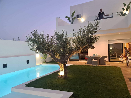 Hammamet Zone Hoteliere Vente Appart. 5 pices+ Villa haut standing avec piscine